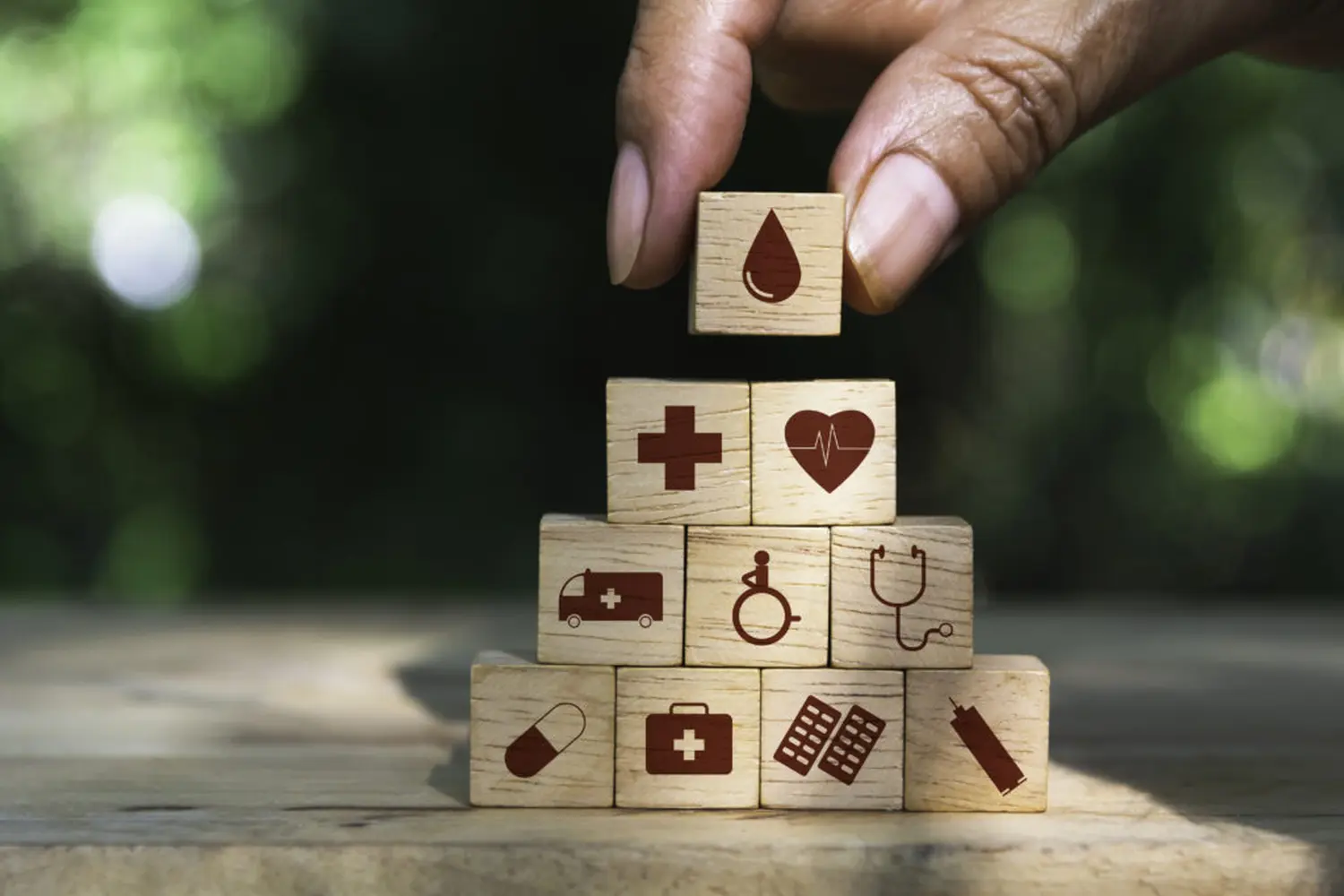 Alltagsbegleitung mit Zeit & HerzJessica Fischer - Holzklötze Gesundheitskonzept Pyramide